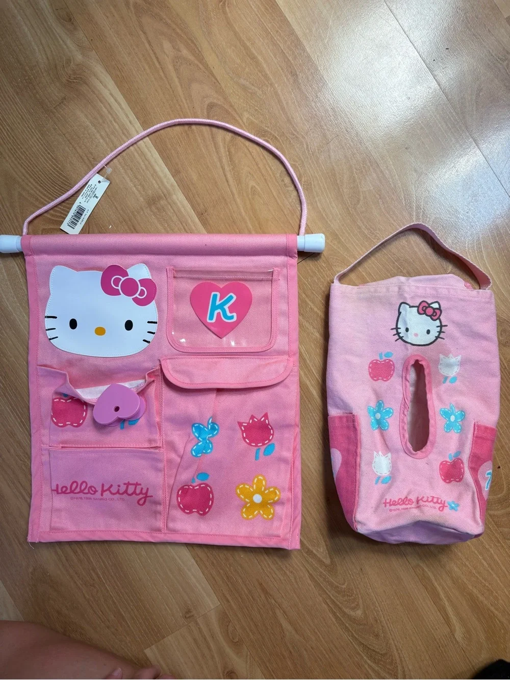 1996 Sanrio Hello Kitty Pink Hanging Organizer and Matching Tissue Cover